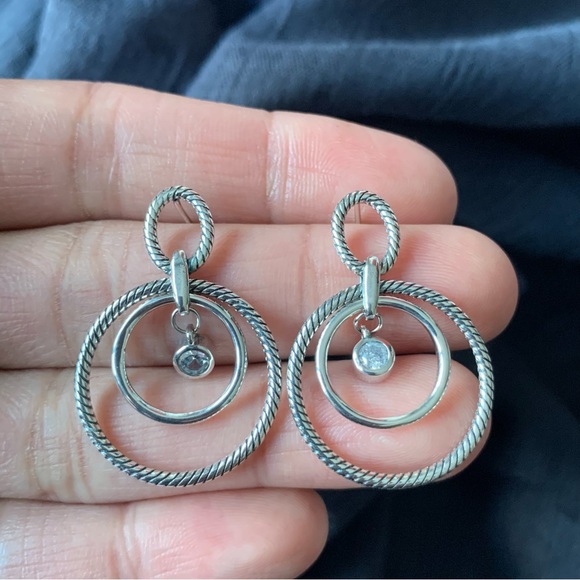 ◾️925 Sterling Silver Cubic Zirconia Hoop Earrings - Picture 6 of 6